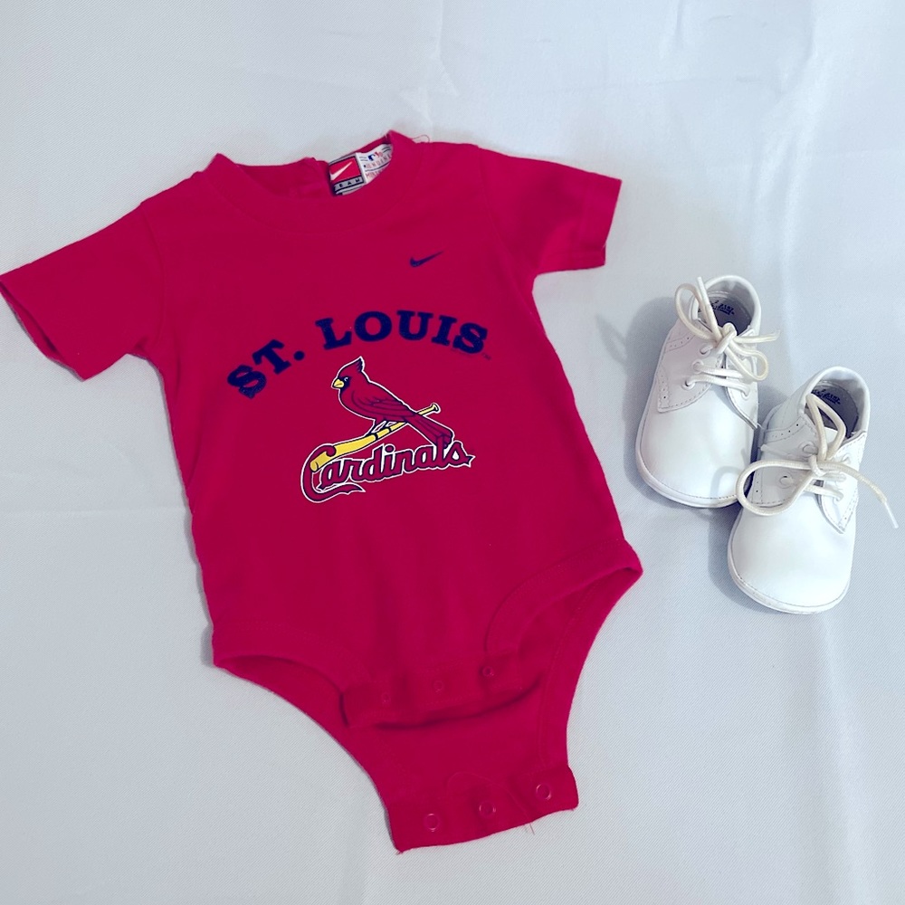 ‼️SOLD ON Ⓜ️‼️STL cardinals onesie